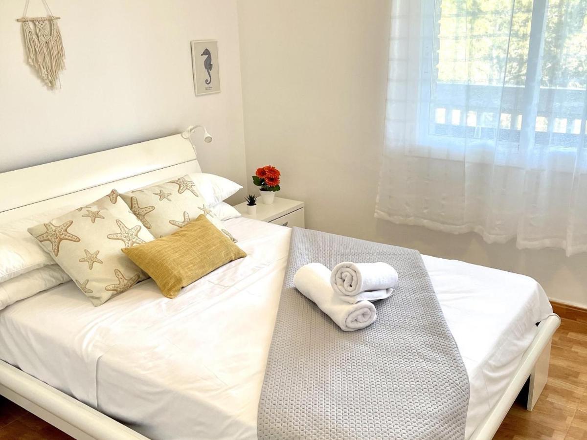 סאלו Apartbeach Cye 6 Climatizado Y Junto Playa מראה חיצוני תמונה